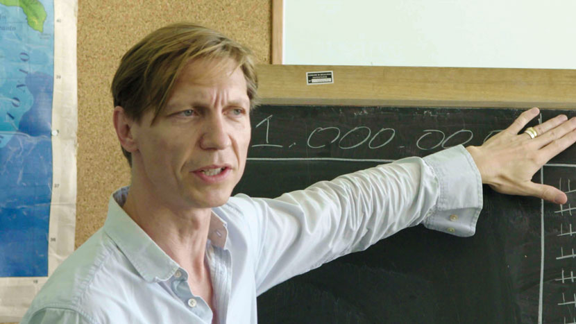 stranger-in-paradise-01